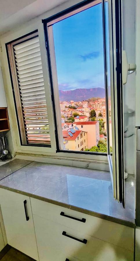 Avi - Daily Rent Apartment تيرانا المظهر الخارجي الصورة